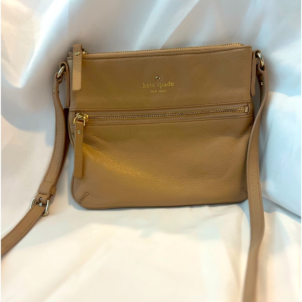 Like new Kate Spade tan crossbody
